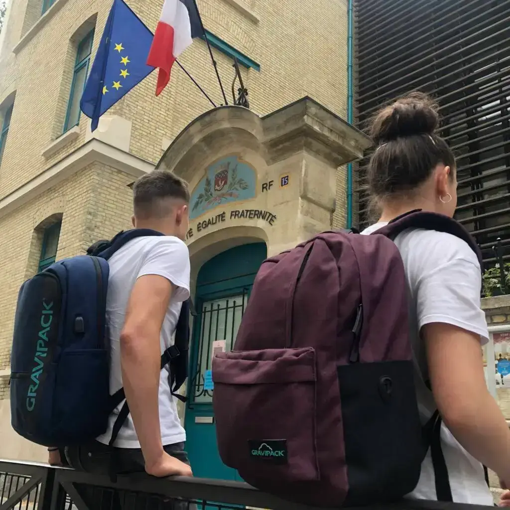 Les inconditionnels du développement durable adoreront le Gravipack exosquelette qui révolutionne le portage et l'allégement de charge