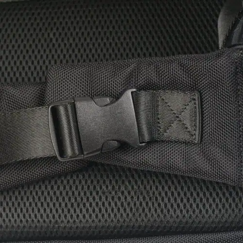 L’exosquelette GRAVIPACK aide à mieux répartir la charge pendant les déplacements.