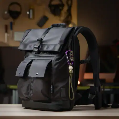Sac à dos d’expédition GRAVIPACK vu de face avec exosquelette intégré