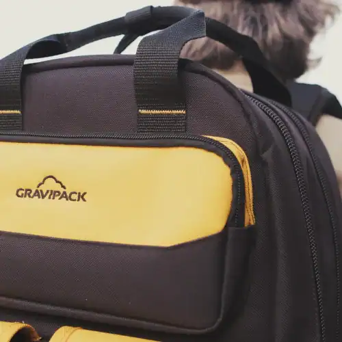 Sac porte-matériel adapté aux agents réalisant des parcours, contrôles et opérations de maintenance sur le terrain.