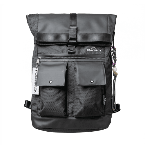Utilisateur portant un sac à dos polyvalent GRAVIPACK avec exosquelette intégré