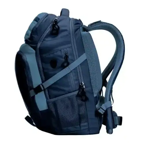 Sac à dos ordinateur ergonomique GRAVIPACK posé avec compartiments et système de portage visibles