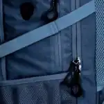 Sac à dos anti-mal de dos GRAVIPACK porté de face avec les bretelles ergonomiques visibles