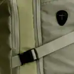 Sac à dos randonnée ergonomique GRAVIPACK vu de dos avec panneau rembourré et bretelles de portage