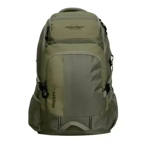 Personne en déplacement portant un sac à dos voyage confortable GRAVIPACK