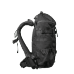 Sac à dos PC 17 pouces GRAVIPACK porté de face avec les bretelles ergonomiques visibles
