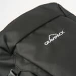 Votre sac transporte l’essentiel tandis que Gravipack s’occupe du confort de portage.