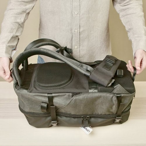 Travail, train ou avion : le sac ordinateur Gravipack organise vos affaires et accompagne chaque déplacement avec confort et élégance.