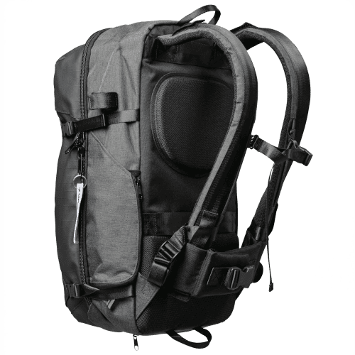 La charge change de stratégie grâce au système de portage ergonomique Gravipack.