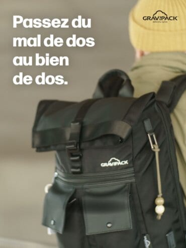 Utilisateur portant un sac à dos urbain GRAVIPACK avec exosquelette intégré