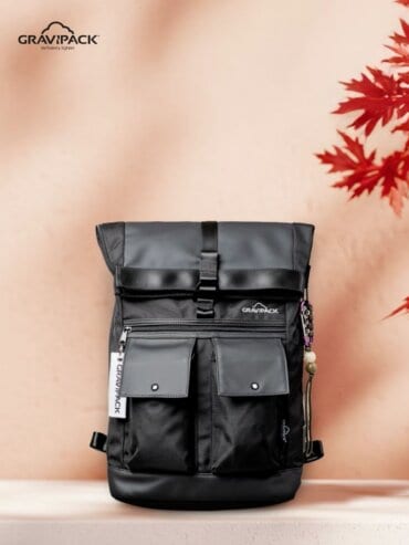 Dos ergonomique avec exosquelette GRAVIPACK et bretelles réglables pour mobilité urbaine et déplacements quotidiens