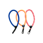 Dragonnes en corde Rope multicolores orange, bleu électrique et rouge avec mélange de blanc, équipées d’un mousqueton pivotant pour sac à dos exosquelette Gravipack.