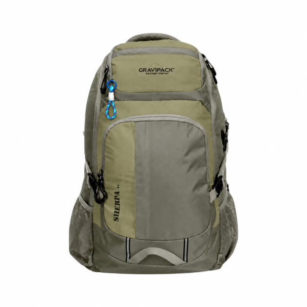 Vue de face d’un sac à dos Gravipack Sherpa 12 kaki et gris sur fond blanc.